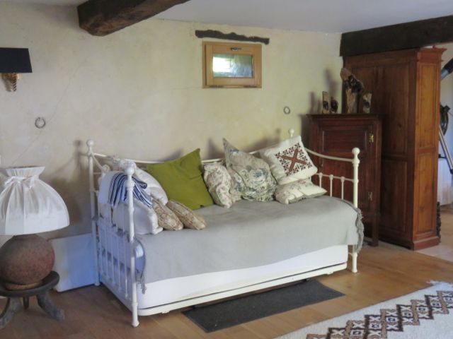 Image No.30-4 Bed House for sale