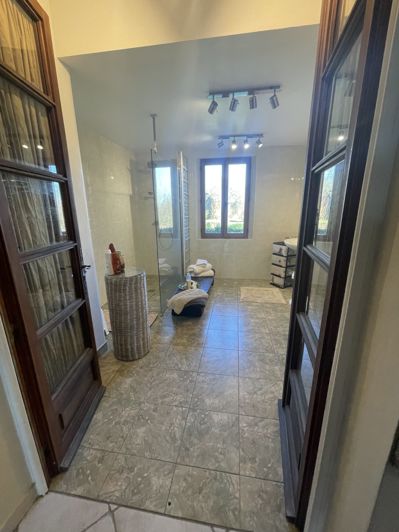 Image No.50-4 Bed House for sale