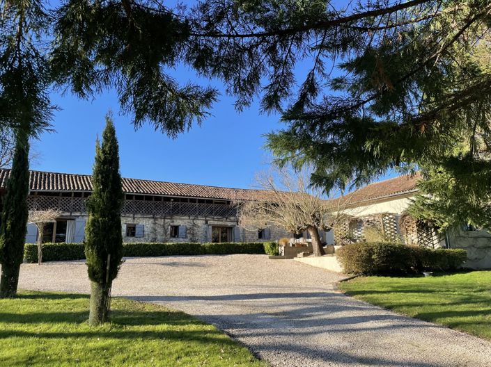 Image No.56-4 Bed House for sale