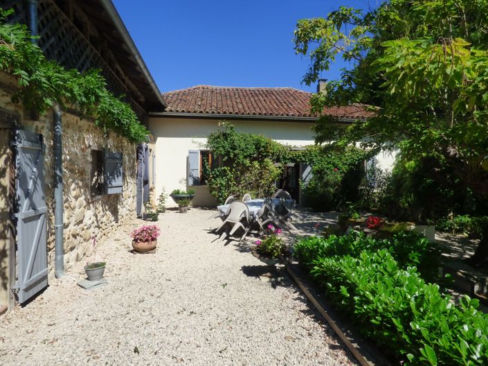 Image No.9-4 Bed House for sale