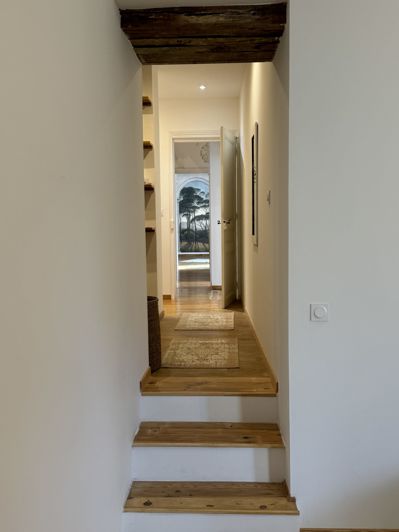 Image No.10-4 Bed House for sale