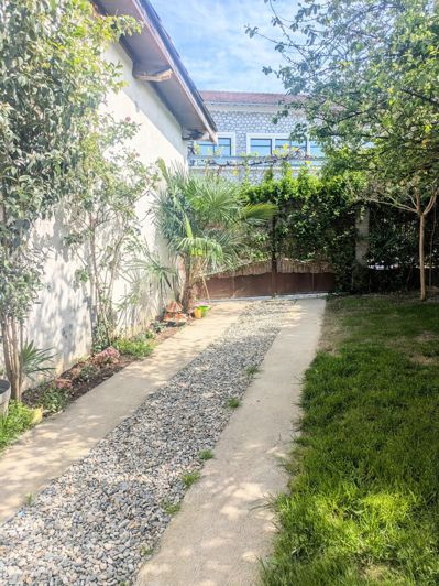 Image No.4-4 Bed House for sale