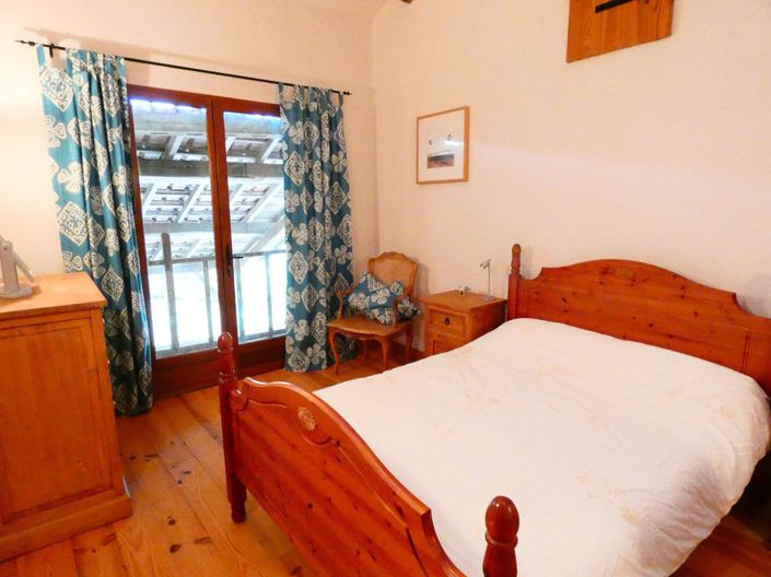 Image No.16-3 Bed House for sale