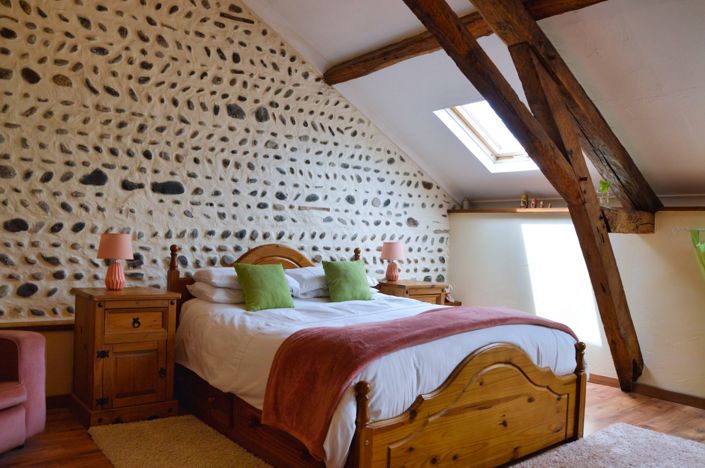 Image No.15-8 Bed House for sale