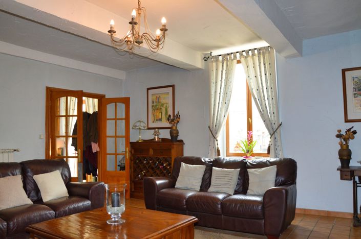 Image No.27-8 Bed House for sale