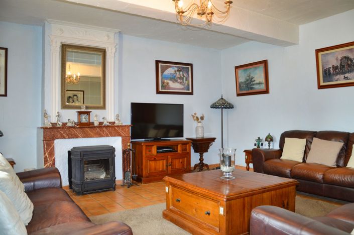 Image No.28-8 Bed House for sale