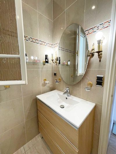 Image No.10-9 Bed House for sale