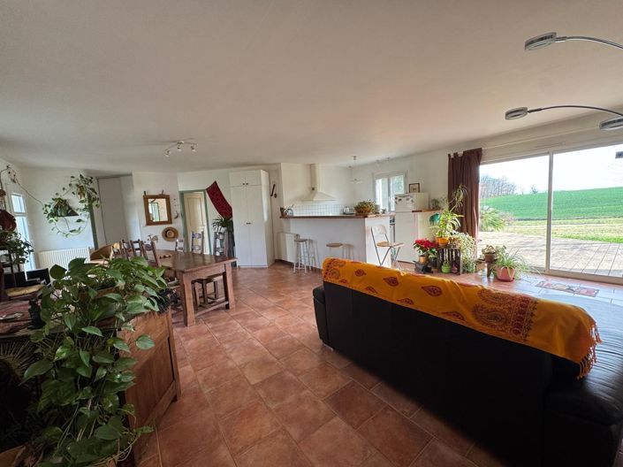 Image No.3-4 Bed House for sale