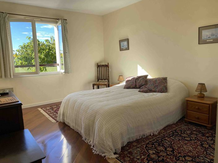 Image No.14-3 Bed House for sale