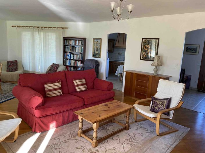 Image No.8-3 Bed House for sale