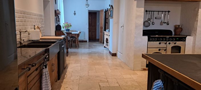 Image No.10-5 Bed House for sale