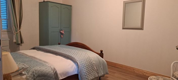 Image No.23-5 Bed House for sale