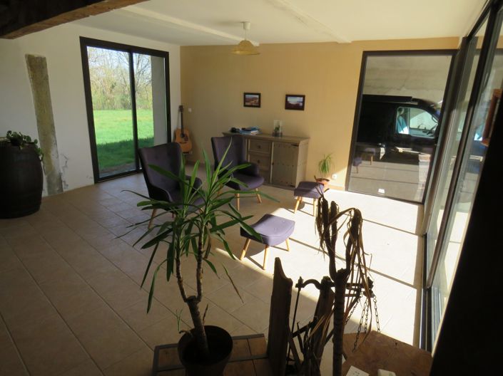 Image No.11-4 Bed House for sale