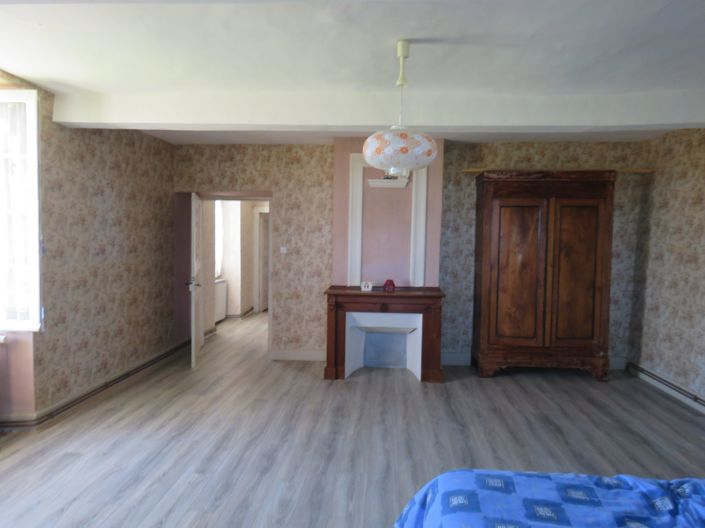 Image No.36-2 Bed House for sale