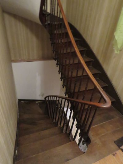 Image No.8-2 Bed House for sale