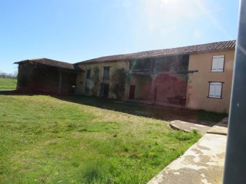 maison-ancienne-5-pieces-castelnau-magnoac-65