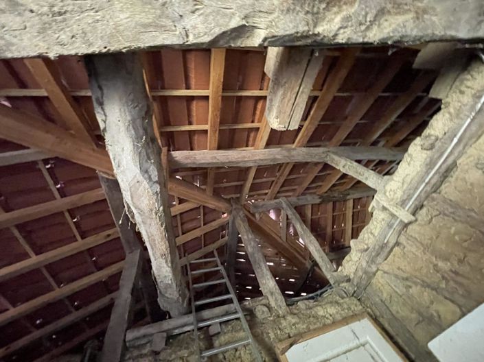 Image No.8-2 Bed House for sale