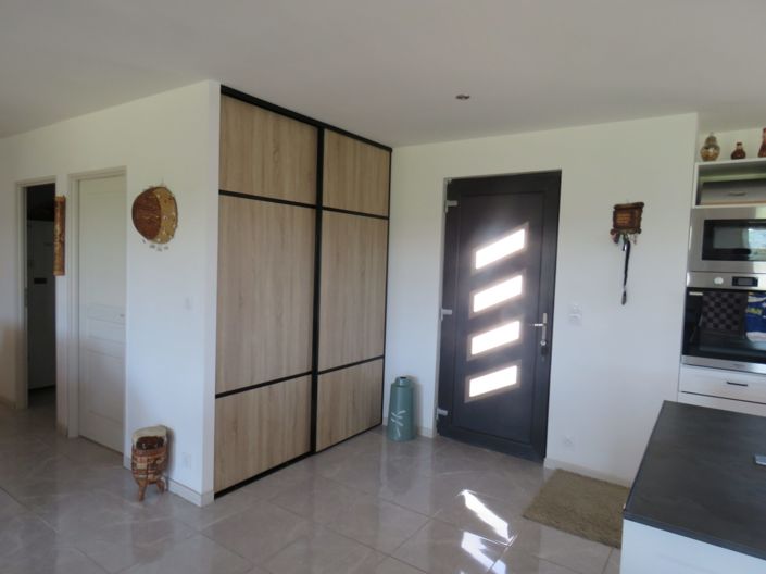 Image No.8-3 Bed Villa for sale