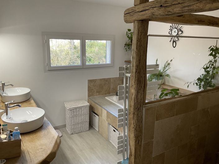 Image No.7-4 Bed Country House for sale