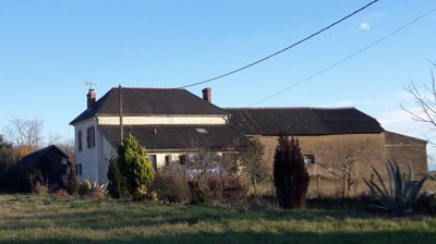 maison-1-piece-tarasteix-65320-1740502781-vm3