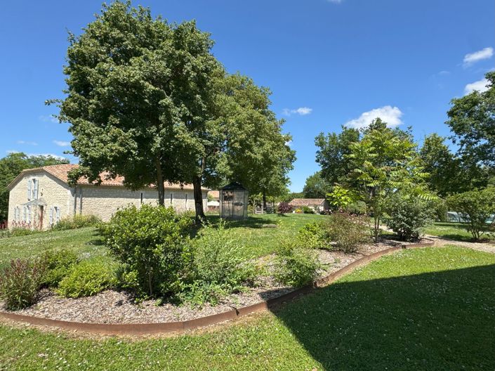 Image No.20-Propriété de 11 chambres à vendre à Lectoure