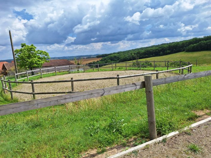 Image No.44-6 Bed House for sale