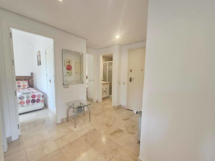 Image No.8-3 Bed Apartment for sale