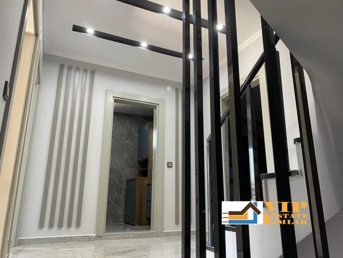 Image No.11-4 Bed Villa / Detached for sale