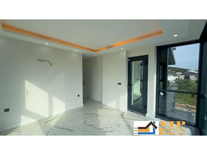 Image No.18-5 Bed Villa / Detached for sale