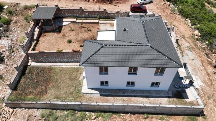 Image No.42-5 Bed Bungalow for sale