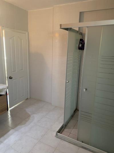 Image No.22-4 Bed Villa / Detached for sale