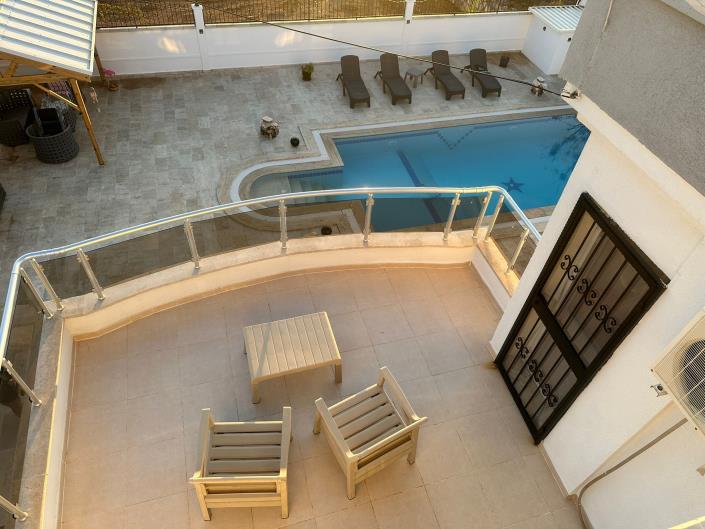 Image No.43-4 Bed Villa / Detached for sale