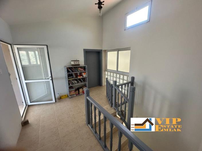 Image No.15-5 Bed Villa / Detached for sale