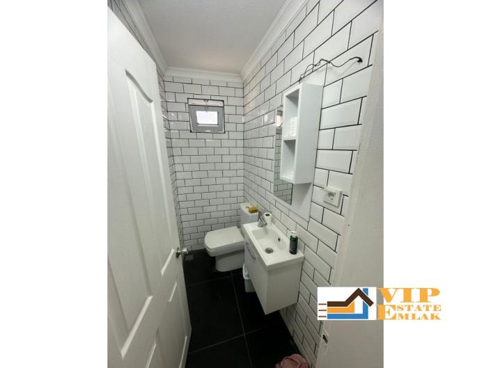 Image No.16-5 Bed Villa / Detached for sale