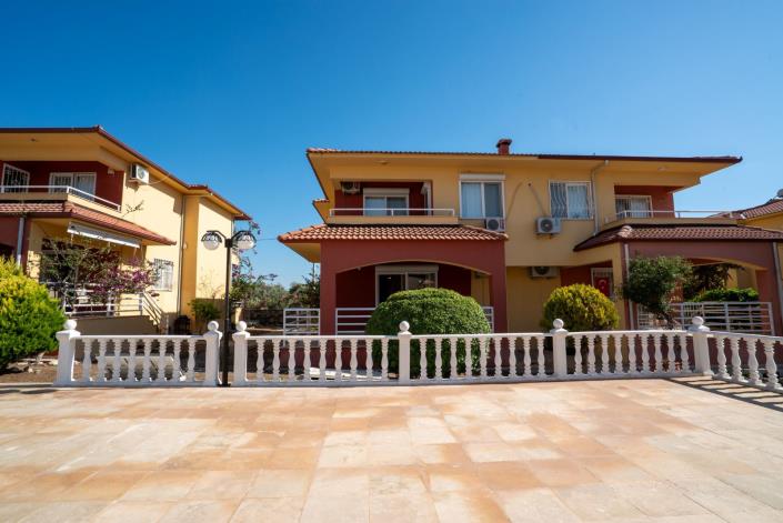 Image No.8-3 Bed Semi-Detached for sale