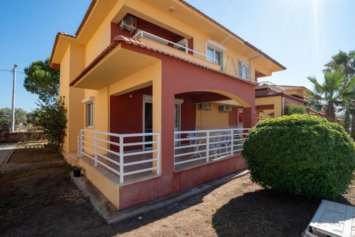 Image No.10-3 Bed Semi-Detached for sale