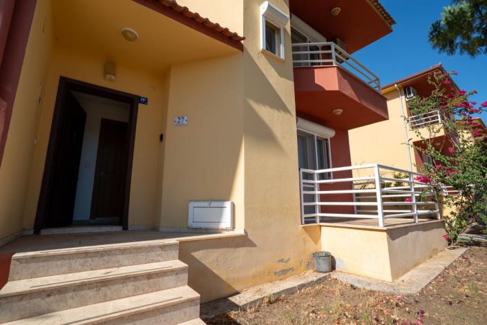 Image No.13-3 Bed Semi-Detached for sale