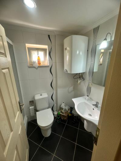 Image No.22-2 Bed Apartment for sale