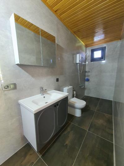 Image No.52-9 Bed Villa / Detached for sale