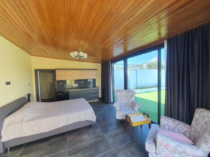 Image No.55-9 Bed Villa / Detached for sale