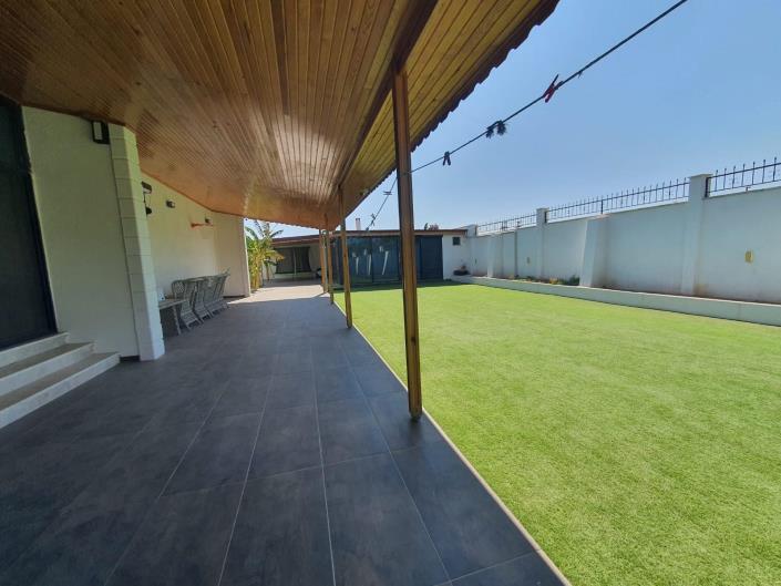 Image No.56-9 Bed Villa / Detached for sale