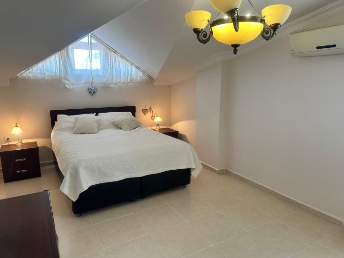 Image No.42-3 Bed Duplex for sale