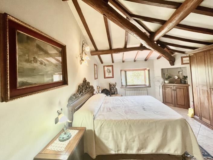 Image No.16-3 Bed Country House for sale