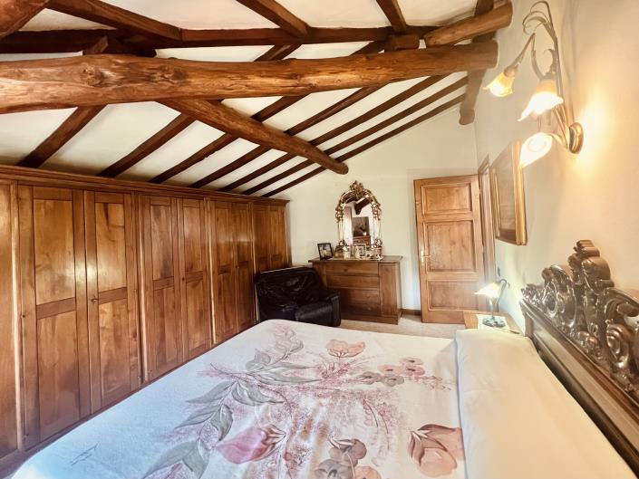 Image No.27-3 Bed Country House for sale