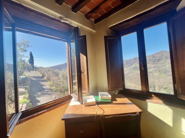 Image No.6-3 Bed Country House for sale