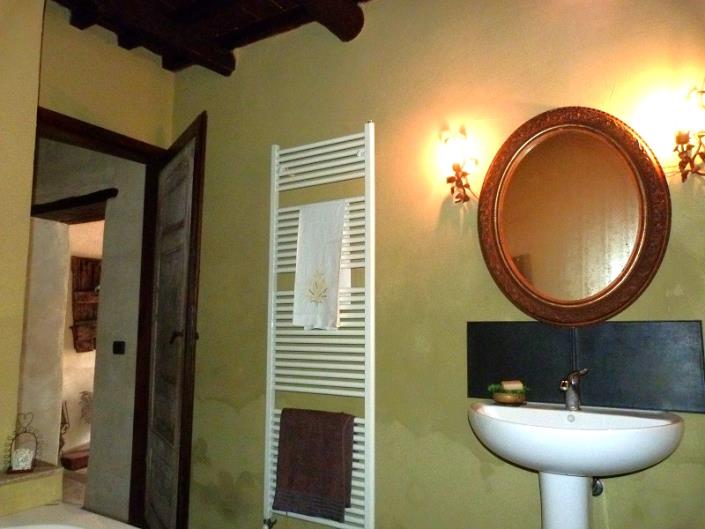 Image No.21-3 Bed Country House for sale