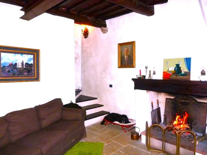 Image No.2-3 Bed Country House for sale