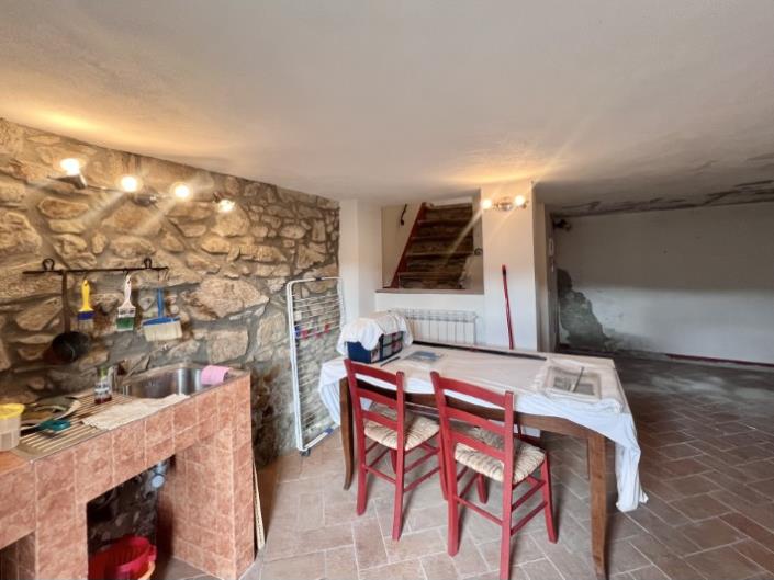 Image No.28-4 Bed Village House for sale