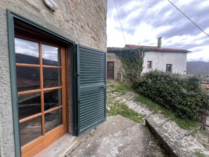 Image No.12-4 Bed Village House for sale