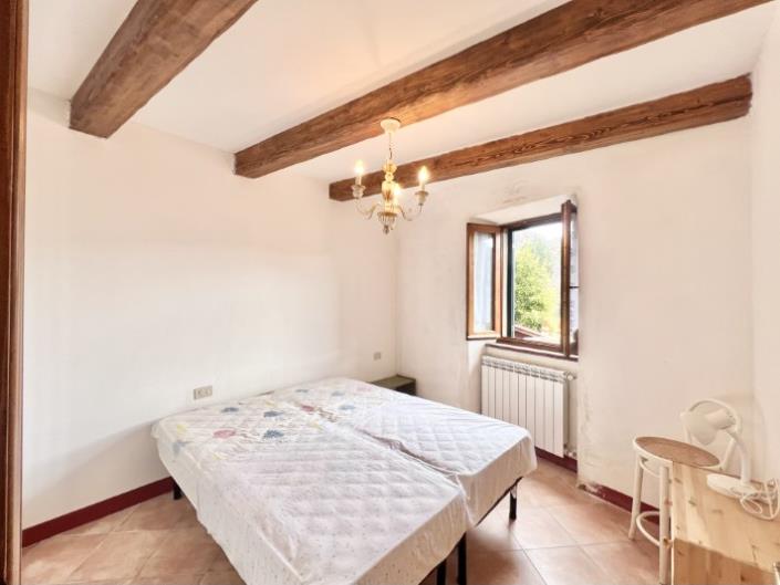 Image No.16-4 Bed Village House for sale